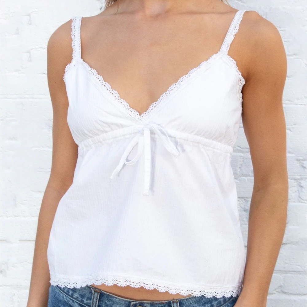 Brandy Melville Edith Cotton lace top sold out Brand new with tags